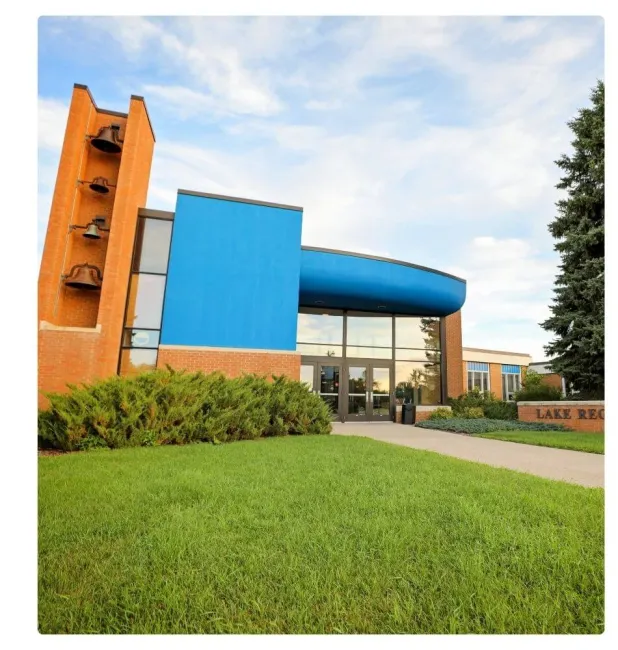 Picture of LRSC Campus.