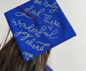 back of a student mortar board with inspirational saying